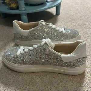 Betsey Johnson Sidny Silver Rhinestone Embellished Platform Sneakers Size 9.5
